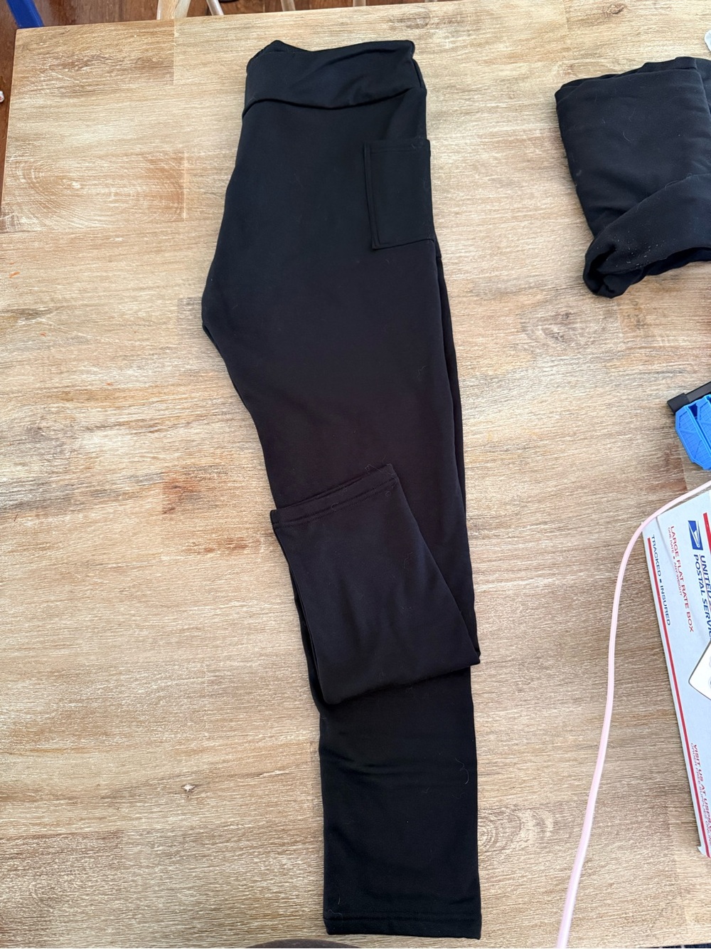 Black Women's Active Pocket Leggings, Fleece Lined